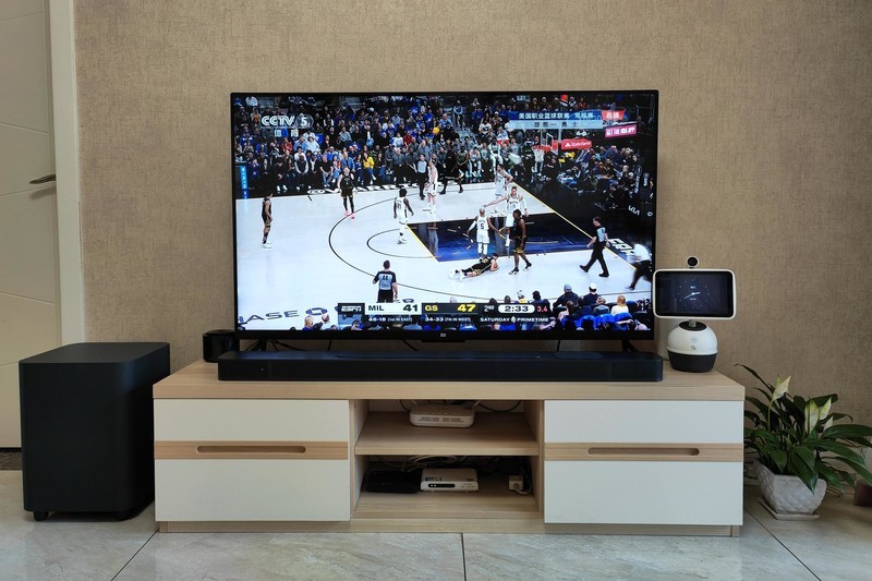 把电影院的音效带回家，JBL影霸回音壁体验，3D环绕音免布线设计