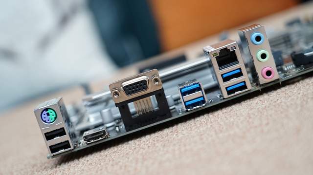 高性价比、大厂血统，圣旗B660M-D3H D4主板评测及装机分享