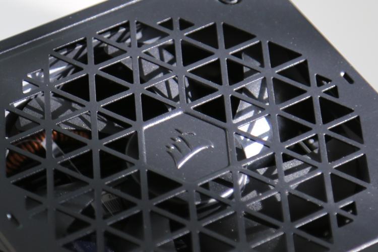 双11海盗船性价比全家桶：5000D Airflow机箱、RM850e金牌电源、H150i Elite AF水冷