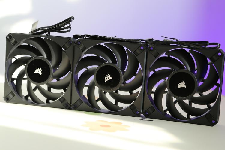 双11海盗船性价比全家桶：5000D Airflow机箱、RM850e金牌电源、H150i Elite AF水冷