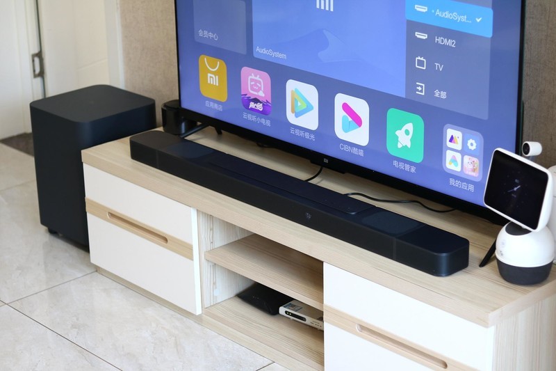 把电影院的音效带回家，JBL影霸回音壁体验，3D环绕音免布线设计