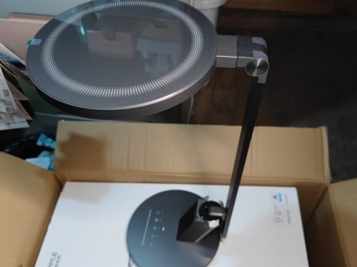 使用护眼台灯能不能有效预防近视？买灯不懂选购技巧是在花冤枉钱