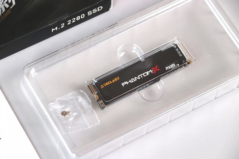 闪迪颗粒白菜价，299元买512GB，台电幻影NP900固态硬盘体验