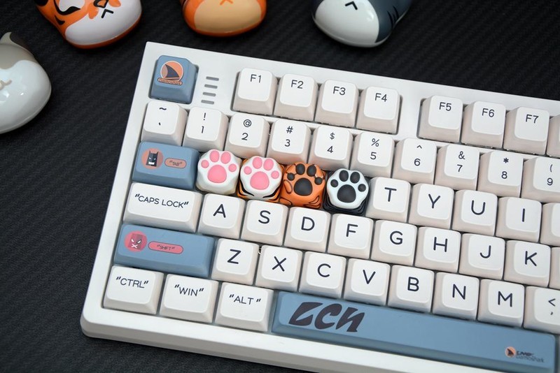 一起到键盘上来吸猫，ZOMO PLUS二代多色猫爪键帽开箱