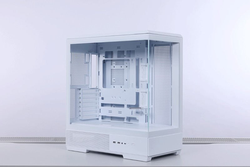 好看不止一面，14700K+4070Ti S+爱国者星璨大岚打造高颜值海景房