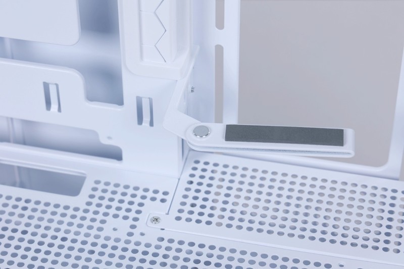 好看不止一面，14700K+4070Ti S+爱国者星璨大岚打造高颜值海景房