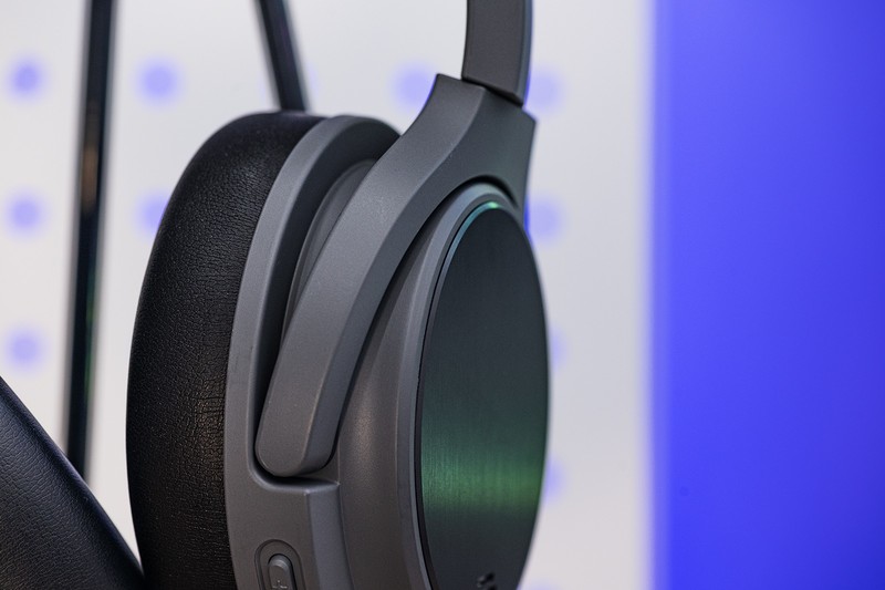 Citywalk好伴侣，主动降噪LDAC解码，蛇圣仰望者头戴式蓝牙耳机