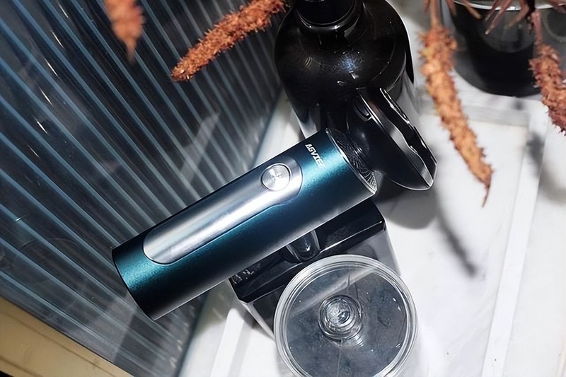 德国进口刀片，精准净剃0残留，未野MAX剃须刀实测打脸千元旗舰！