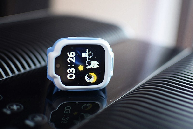 为孩子的安全与成长保驾护航 REDMI儿童手表