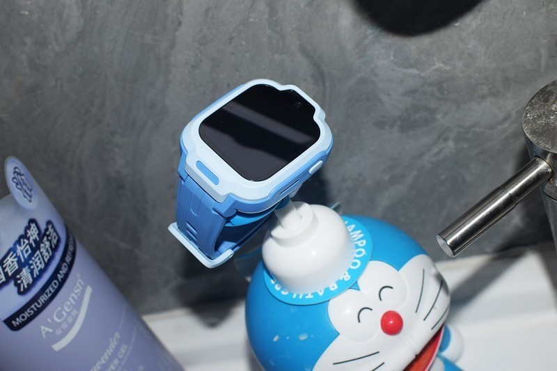 为孩子的安全与成长保驾护航 REDMI儿童手表