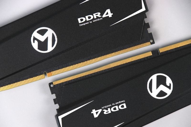 159元的铭瑄终结者内存，原厂颗粒，默电超频3000