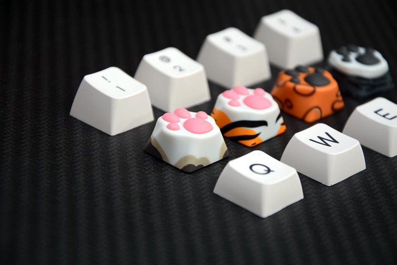 一起到键盘上来吸猫，ZOMO PLUS二代多色猫爪键帽开箱