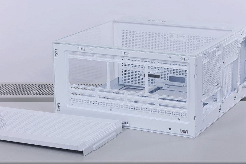 好看不止一面，14700K+4070Ti S+爱国者星璨大岚打造高颜值海景房