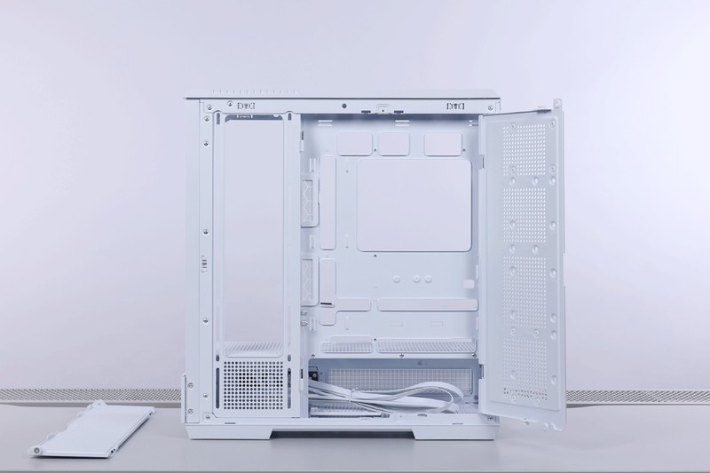 好看不止一面，14700K+4070Ti S+爱国者星璨大岚打造高颜值海景房