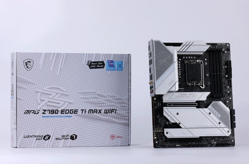 好看不止一面，14700K+4070Ti S+爱国者星璨大岚打造高颜值海景房