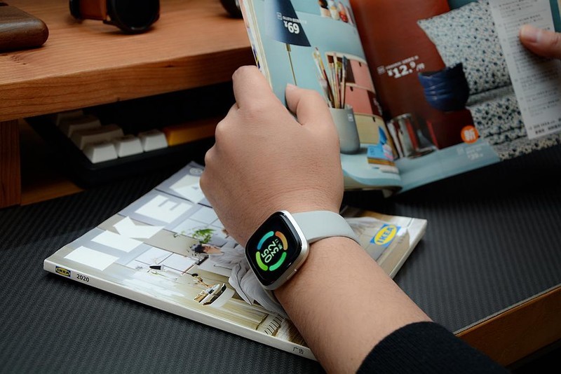 1.4寸方屏、45克，运动健康实时监测，Dido G28S智能手表体验