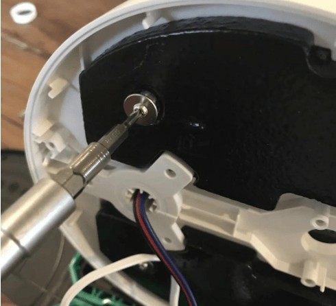 儿童护眼灯真的护眼吗？劣质儿童护眼灯的隐形危害，你可能忽视了