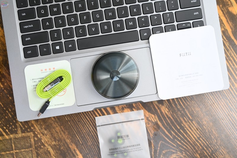 国产真无线也有圈铁配置，音质还真不错，FiiTii（魔浪）HiFiPods上手