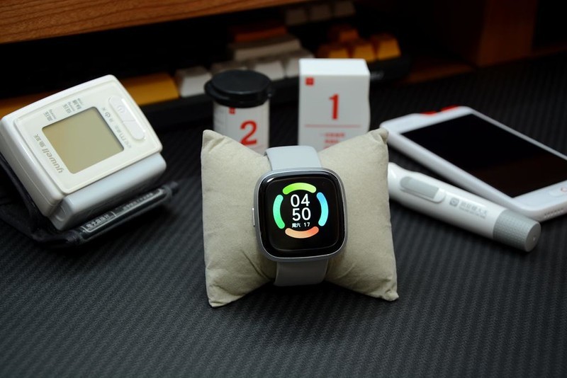 1.4寸方屏、45克，运动健康实时监测，Dido G28S智能手表体验