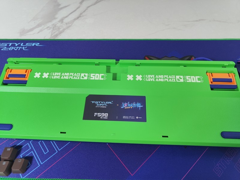 《这！就是街舞》联名款外设，双飞燕飞时代键鼠套装深度体验