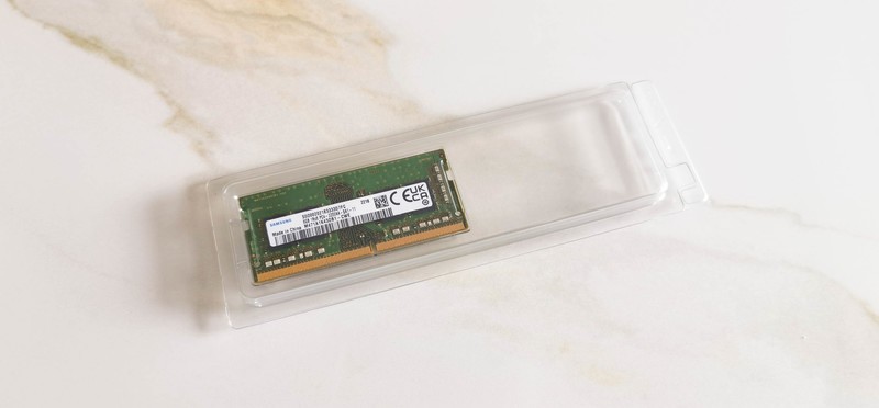 群晖DS220+扩展星空体育平台8G 3200MHz内存，完美兼容