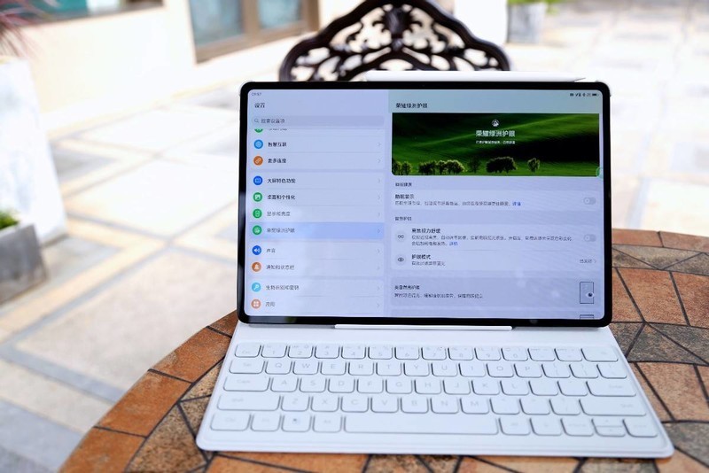 旗舰平板怎么做？看看荣耀平板MagicPad2
