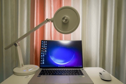 护眼灯有效果吗？这些劣质台灯商家常用的伎俩你知道吗？