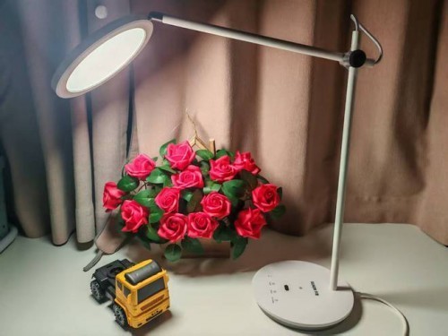 护眼灯哪个牌子质量好？教室护眼灯品牌排行前十名精彩推荐