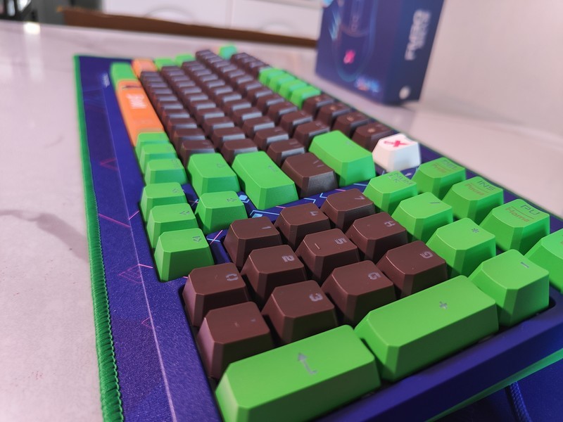 《这！就是街舞》联名款外设，双飞燕飞时代键鼠套装深度体验