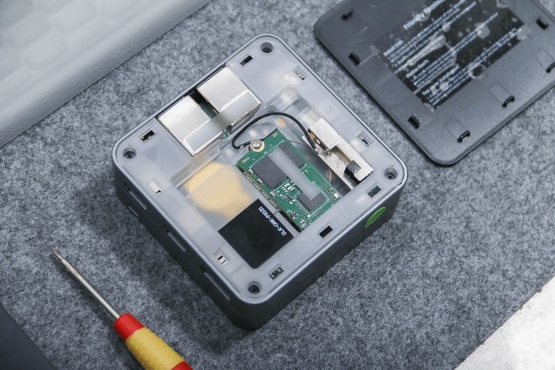 极摩客G2迷你主机玩all in one，6W功耗，软路由、Nas、群晖全搞定