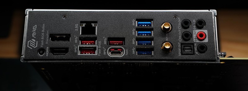 不到2000就能买新8核 AMD锐龙R7 7700上手体验！