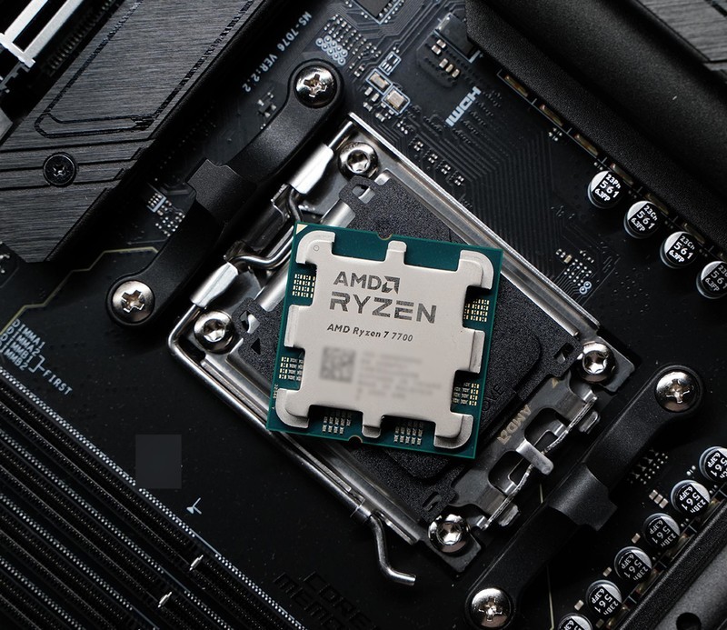 不到2000就能买新8核 AMD锐龙R7 7700上手体验！