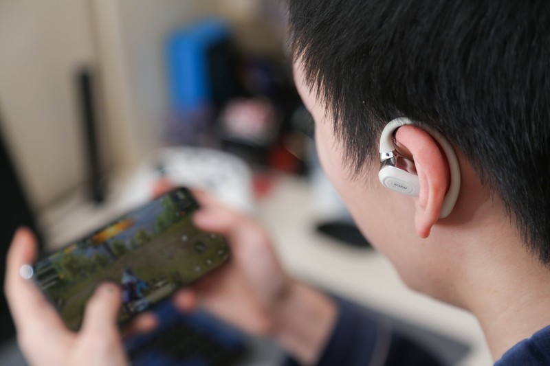 TWS耳机新物种，西圣Air开放式耳机体验，更健康且舒适