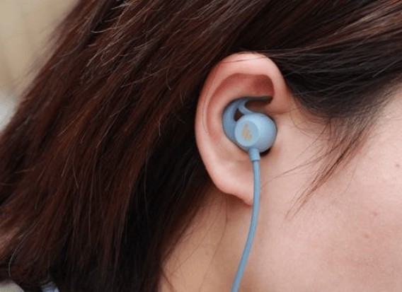游泳耳机入耳式好,还是骨传导好？最好的游泳耳机推荐品牌全解析