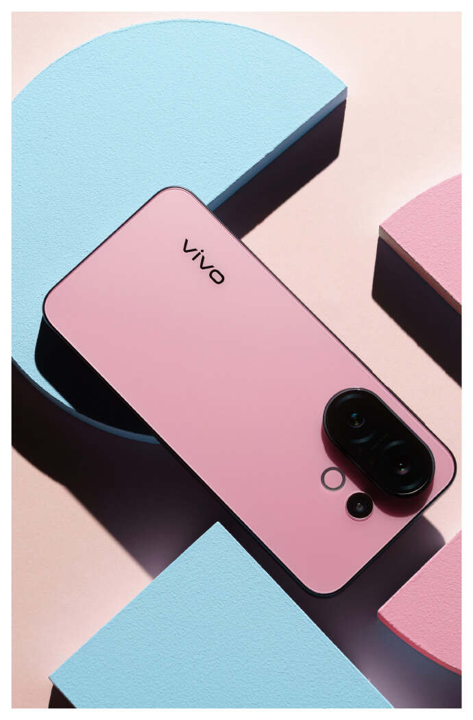 vivo S30Pro mini重磅登场，小屏高颜值旗舰标杆，质感细节皆臻至善