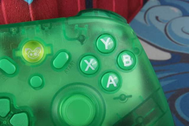 奕狐精灵V2 S版游戏柄使用体验及详细功能说明