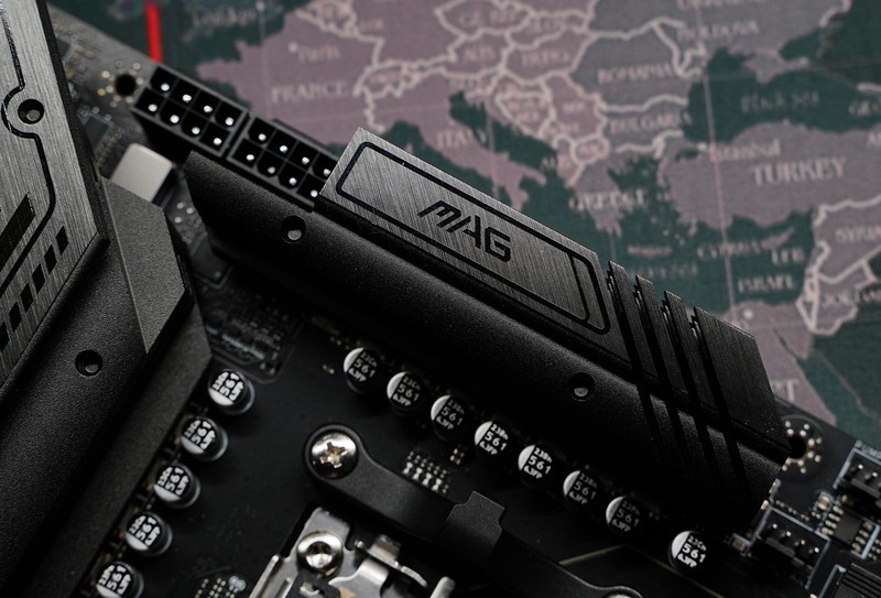 不到2000就能买新8核 AMD锐龙R7 7700上手体验！