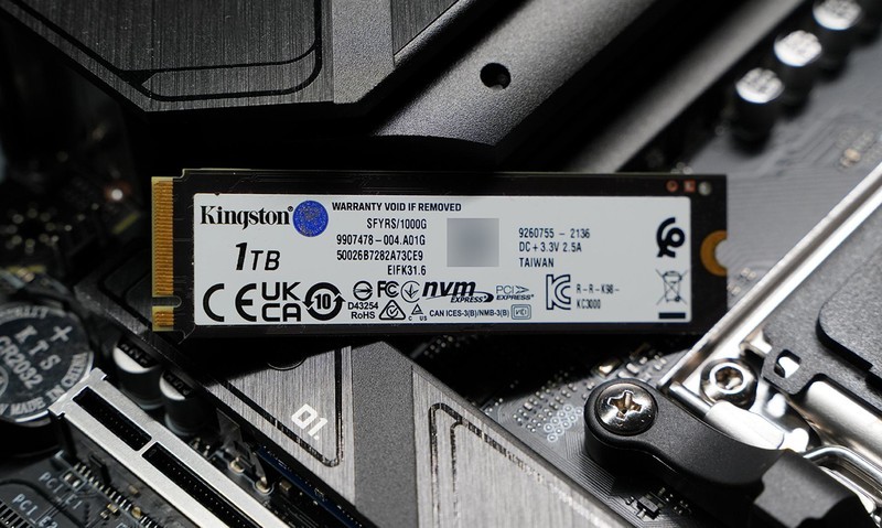 不到2000就能买新8核 AMD锐龙R7 7700上手体验！