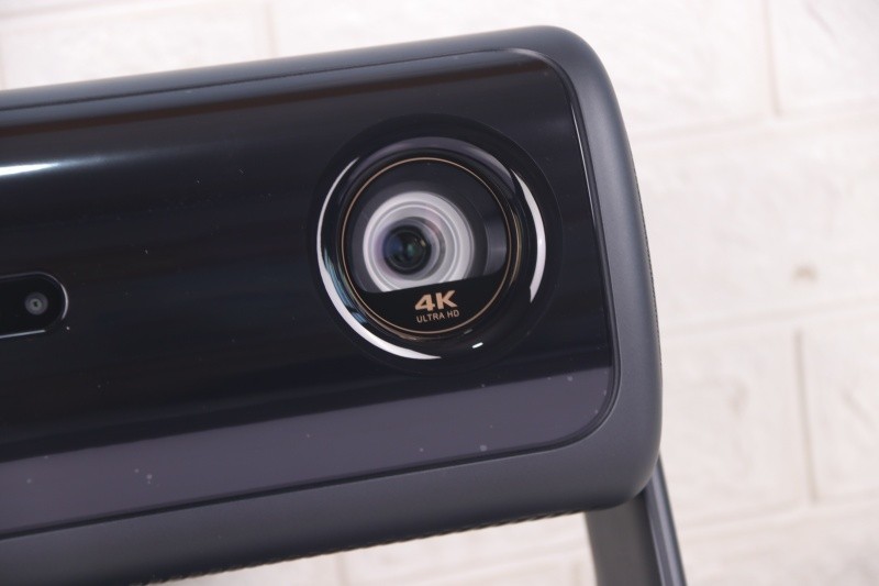 护眼三色光源，真4K不虚标！当贝F7 Pro评测分享