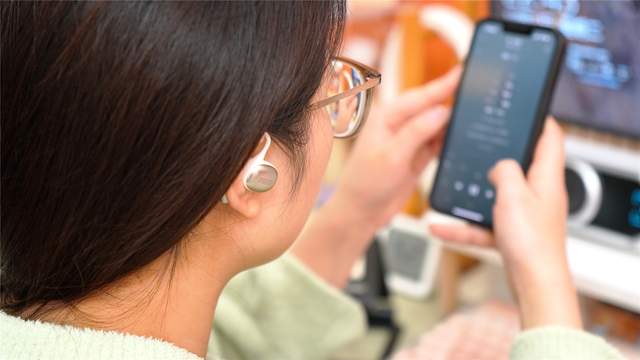 开放式降噪+5.9g轻量化设计！魔浪FiiTii Z挂耳式耳机两周实测