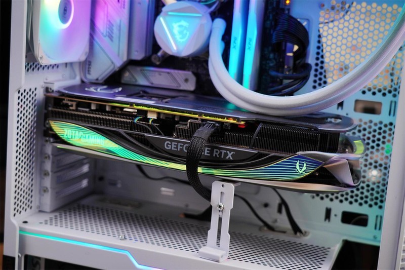 天空轴V3加持，如德芙般丝滑，达尔优A81三模机械键盘分享