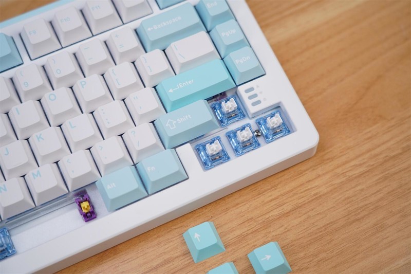 天空轴V3加持，如德芙般丝滑，达尔优A81三模机械键盘分享