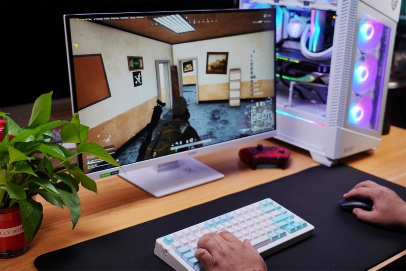 天空轴V3加持，如德芙般丝滑，达尔优A81三模机械键盘分享