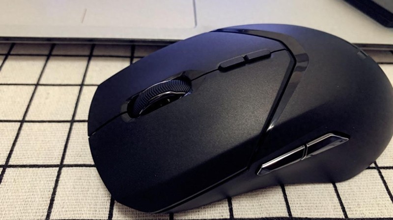 68克轻巧跟手4k电竞利器雷柏vt9pro轻量化双模无线游戏鼠标