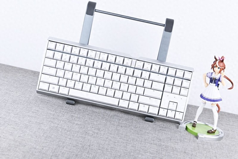 经典轴体有内味了，樱桃MX3.0 TKL RGB机械键盘开箱试玩