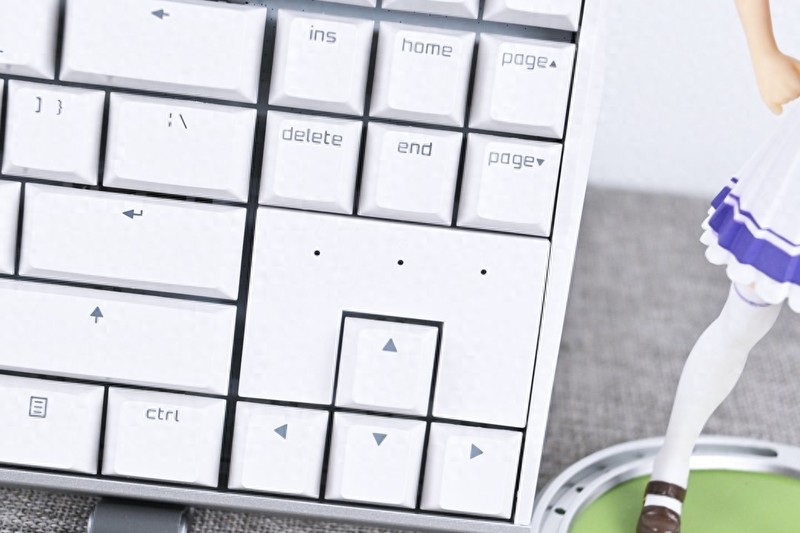 经典轴体有内味了，樱桃MX3.0 TKL RGB机械键盘开箱试玩