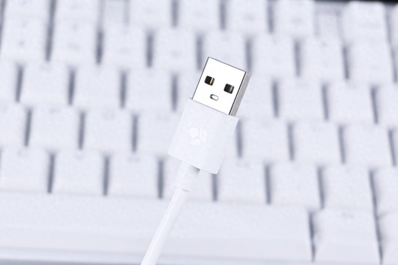 经典轴体有内味了，樱桃MX3.0 TKL RGB机械键盘开箱试玩