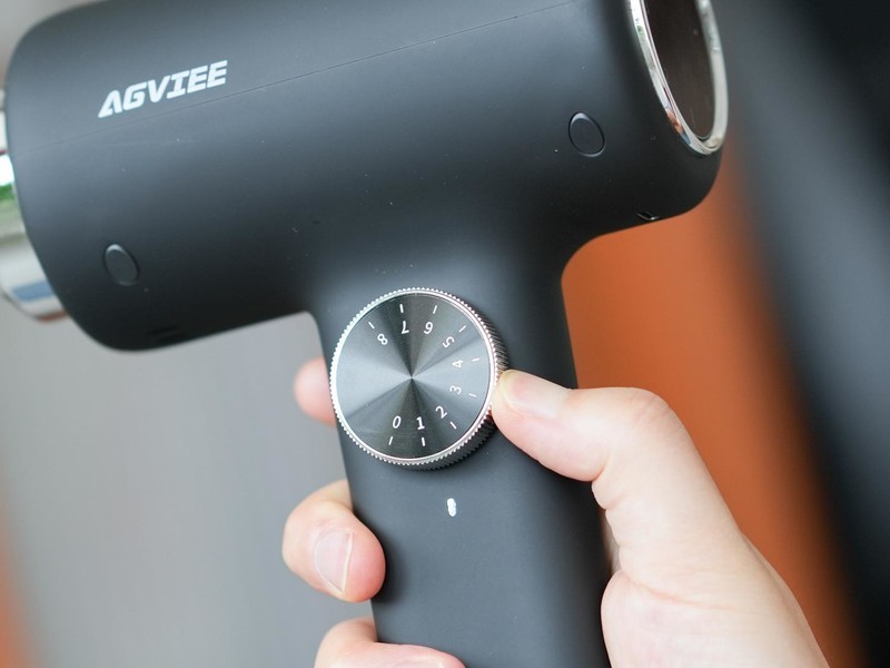 “非常规”发烧专业级深层击打筋膜枪，未野PRO上手体验超全实测