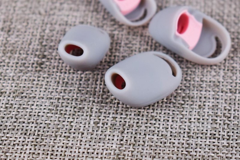 极度未知HyperX云雀游戏耳机粉色版开箱试玩：猛男装备再+1