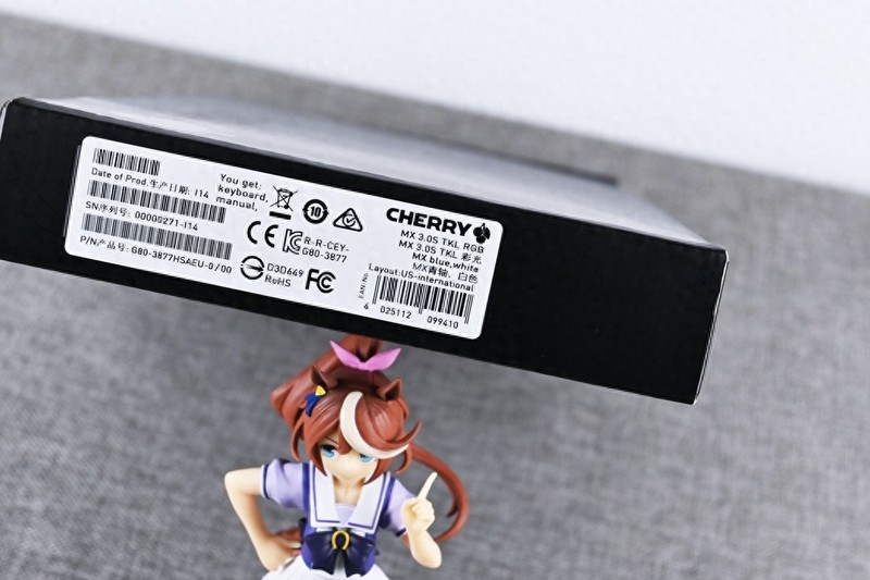 经典轴体有内味了，樱桃MX3.0 TKL RGB机械键盘开箱试玩